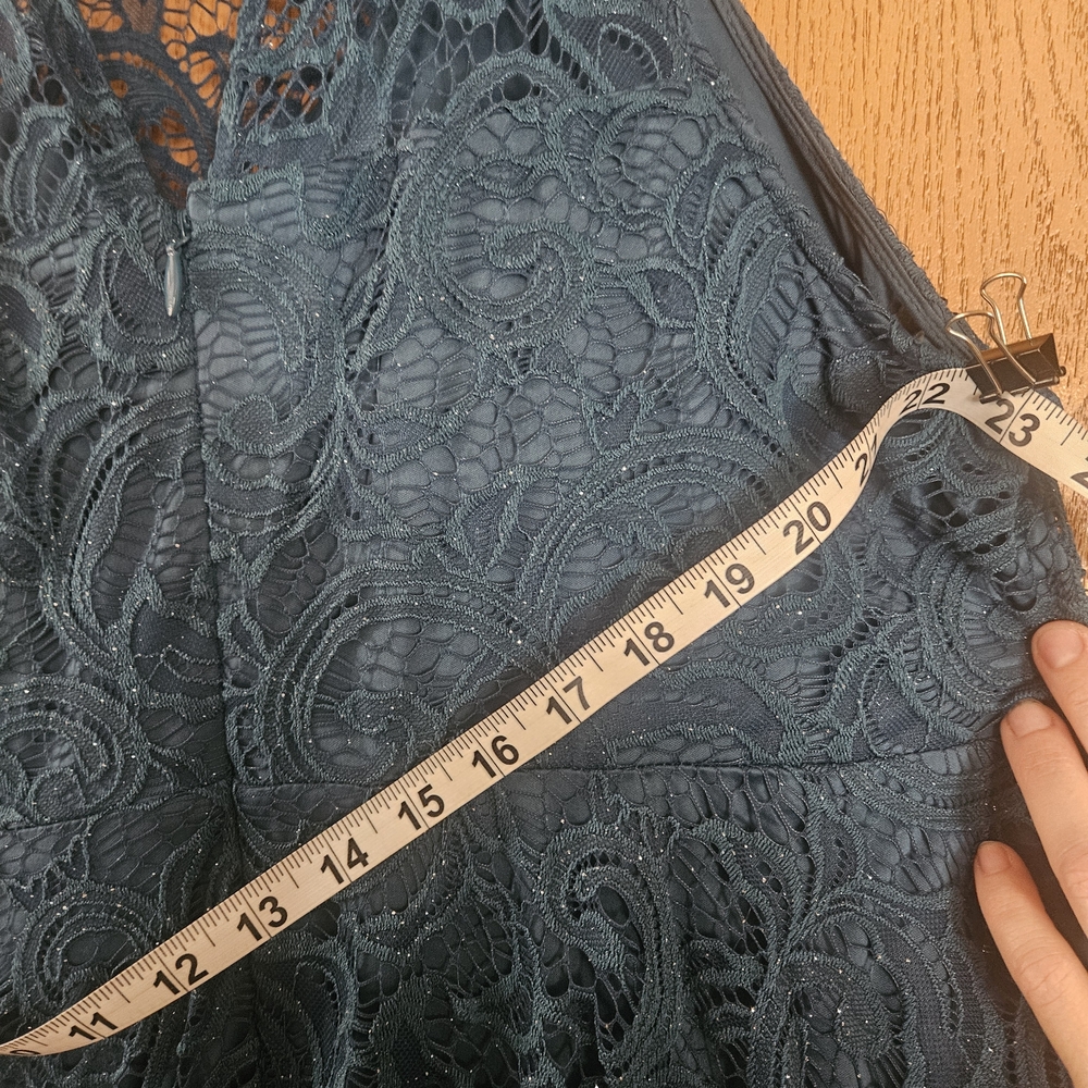 Elegant Lace Blue Dress - Picture 6 of 9
